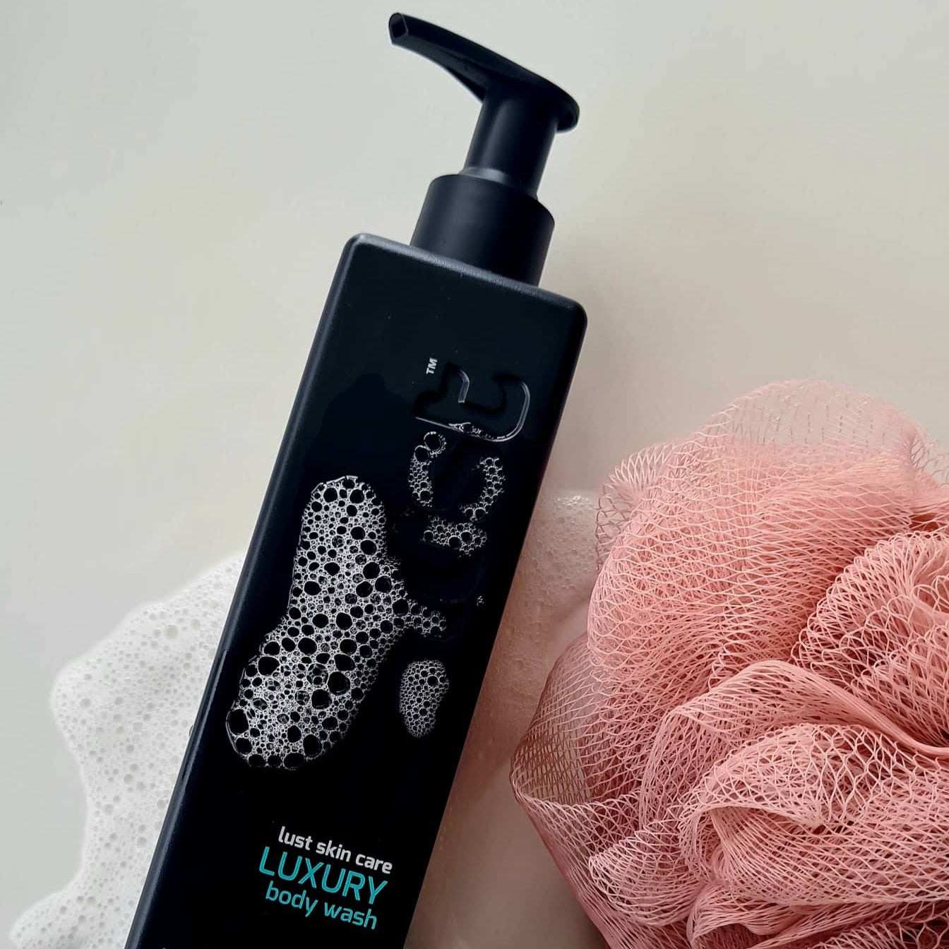 body wash 375ml by Lust Haircare