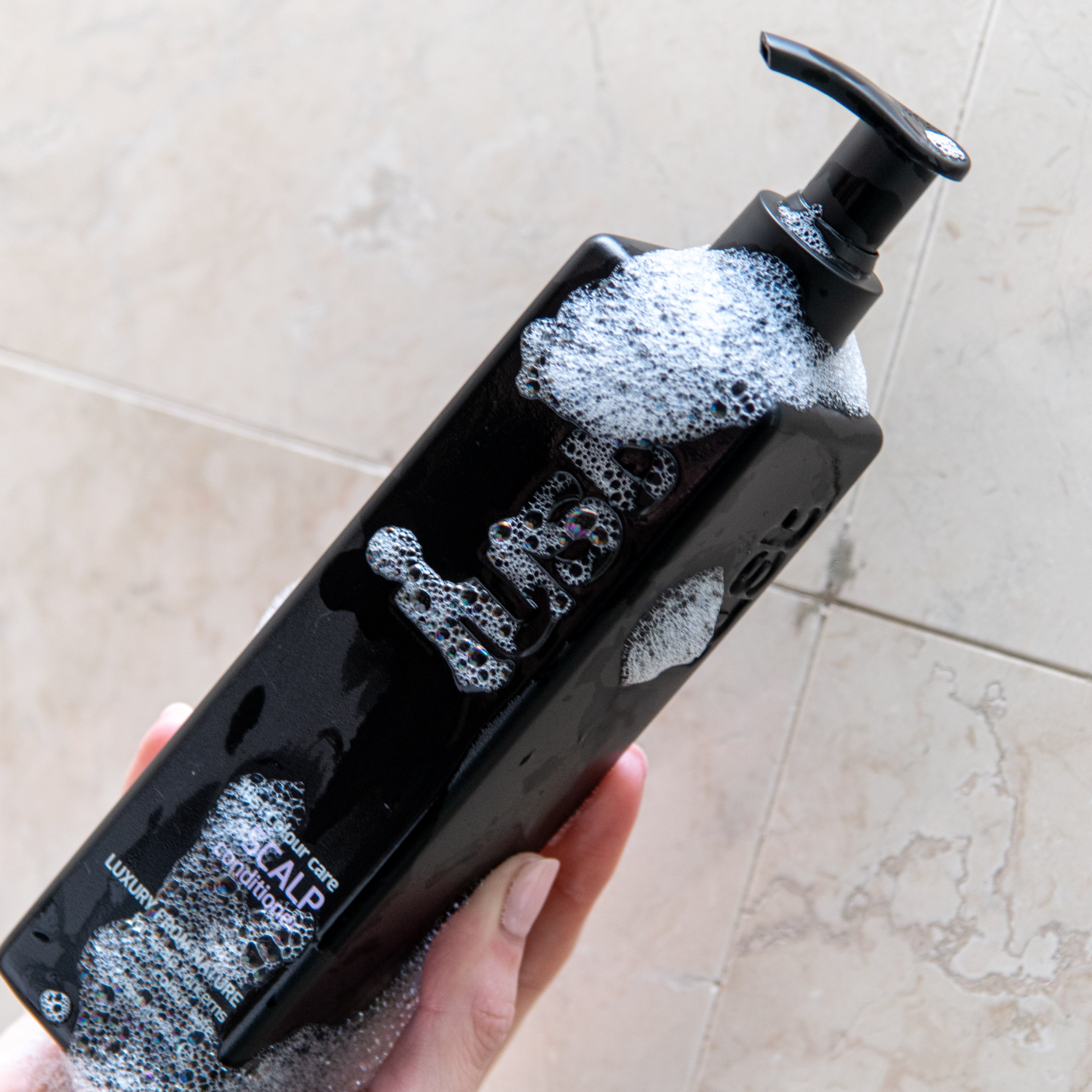 A gentle scalp conditioner to prevent dandruff and itchy scalp symptoms by Lust Haircare NZ